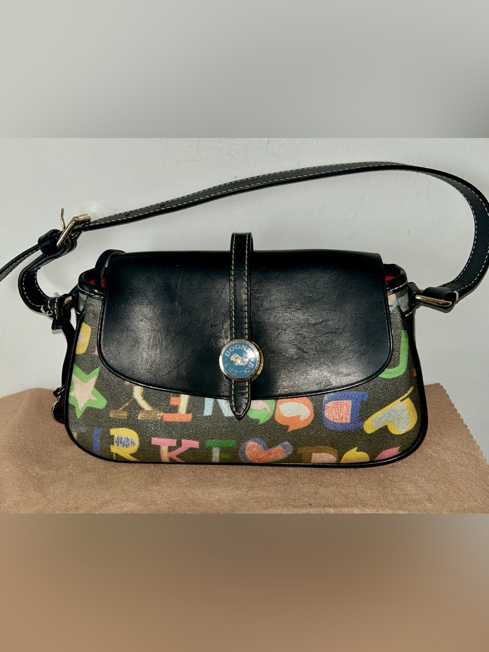 Dooney & Bourke Doodle (Crayon Graffiti) Collection Flap
Shoulder Bag. Y2K Rare
